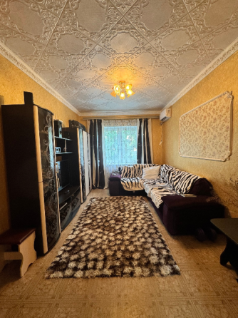 Продажа 2-комнатной квартиры 2/2, с гаражом, в г. Макеевка, Советский р-н, Крынка, дом культуры Макеевка