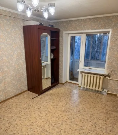 Трёхкомнатная квартира в Ворошиловском районе города Донецка. Донецк