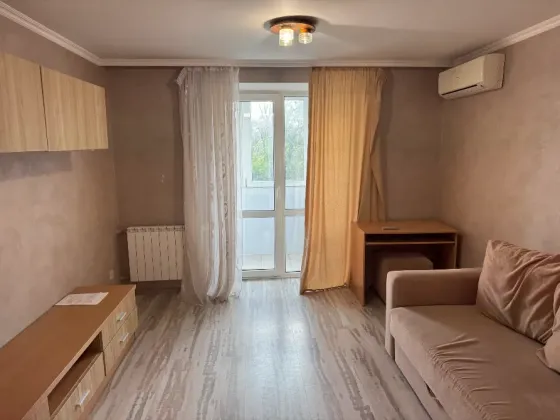 Сдам 1-кв.б.Пушкина,т.оперы и балета Донецк