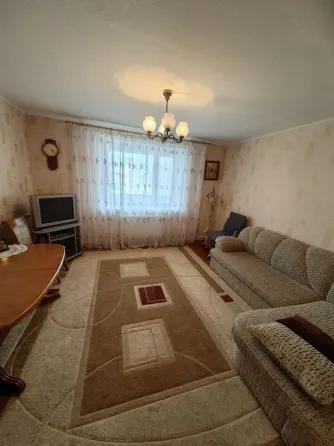 Продажа 4-х комнатной квартиры в Макеевке, Червоногвардейский район, улица Лазо. Макеевка