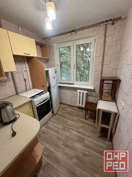 1-комнатная квартира,32м2,2/5,Ворошиловский р-н,Набережная,кафе Ракушка.Цена 5млн Донецк - изображение 2