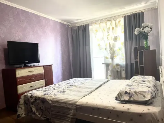 Сдам 3х комнатную квартиру в Ленинском районе Донецк