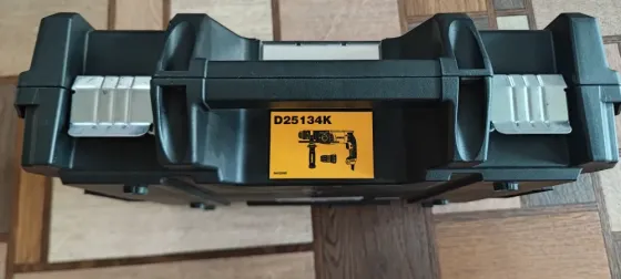 Перфоратор DeWalt D25134ks Макеевка