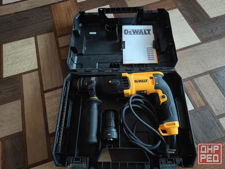 Перфоратор DeWalt D25134ks Макеевка - изображение 1