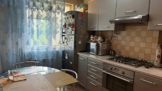 Продажа 2-х комнатной квартиры на Петровского Донецк