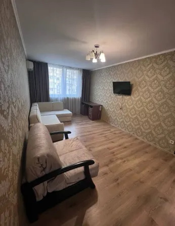 сдаётся 1-комнатная квартира площадью 42 кв м Донецк