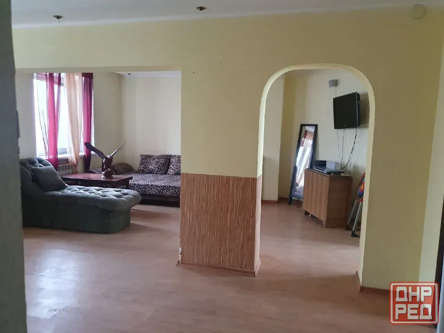 Продается крупногабаритная 3 комнатная квартира (мкр. Цветочный), г. Донецк Донецк - изображение 2
