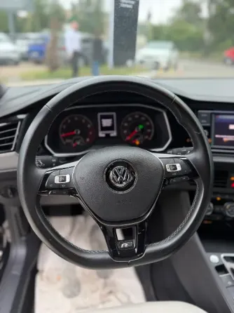 VOLKSWAGEN JETTA Донецк