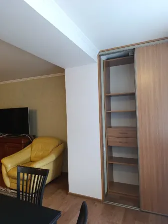 Продаётся 2к.кв. в самом центре г. Донецк на пр. Театральном Донецк