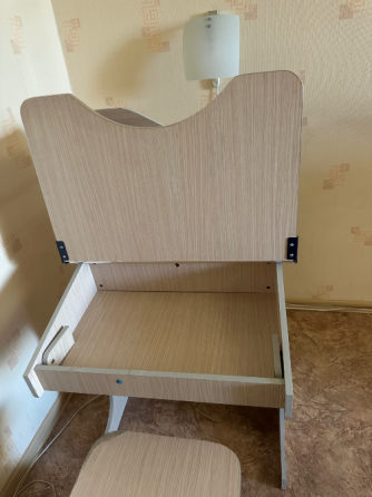 Продам стол парту для начальной школы Донецк