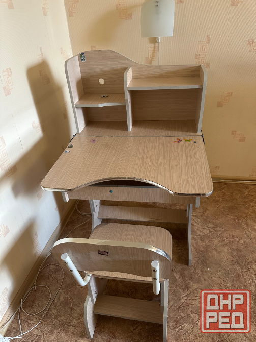 Продам стол парту для начальной школы Донецк - изображение 1