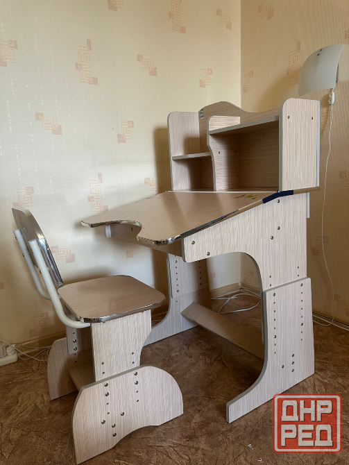 Продам стол парту для начальной школы Донецк - изображение 2