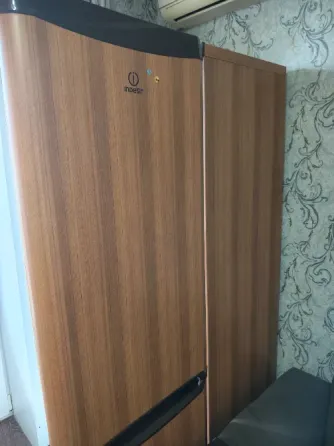 Холодильник indesit Донецк