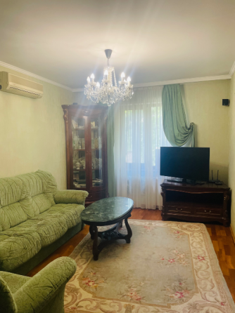 Сдам 3-к квартиру в центре Донецка, Детский мир Донецк