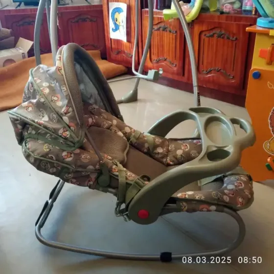 Продам шезлонг детский Донецк
