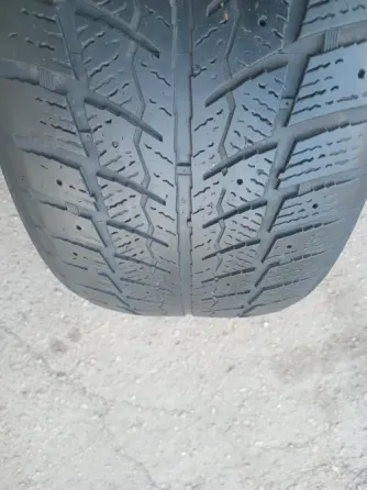 Продаю один скат 245 45 18 Донецк