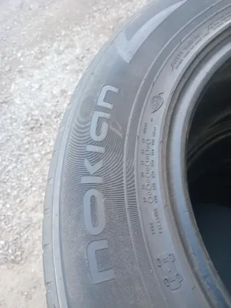Продаю комплект резины 235 60 16 Донецк