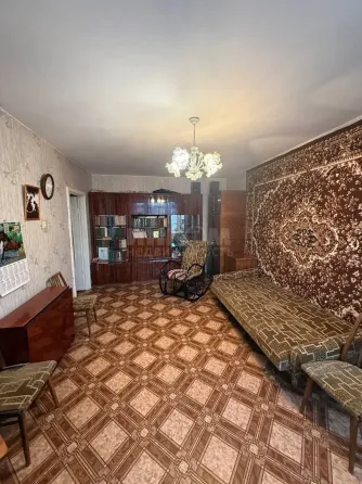 Продам 2к кв. Сазонова с а.о. Луганск