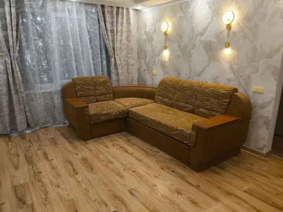 Квартира посуточно Ясиноватая