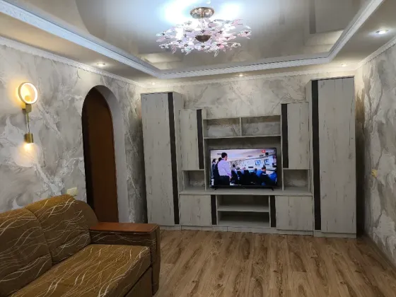 Квартира посуточно Ясиноватая