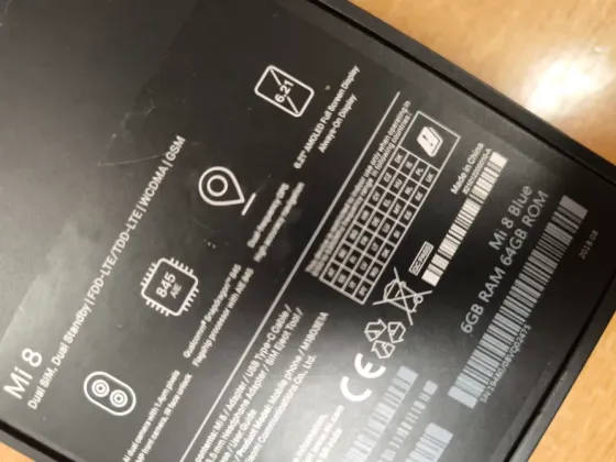 Xiaomi Mi 8 6/64 синий Донецк
