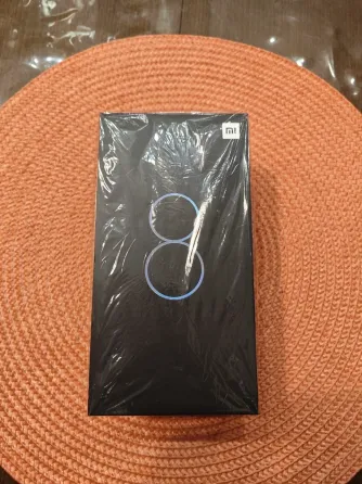 Xiaomi Mi 8 6/64 синий Донецк