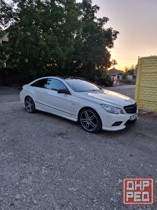 Mercedes-Benz E-класс 1.8 AT, 2011 Макеевка - изображение 1