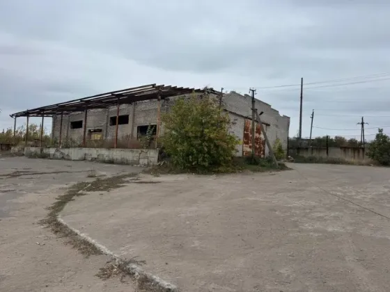 Сдается склад в п.г.т. Мангуш Мариуполь