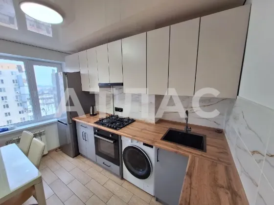 2-к квартира, 8/9 этаж, 50м², арт. 138976172 Мариуполь