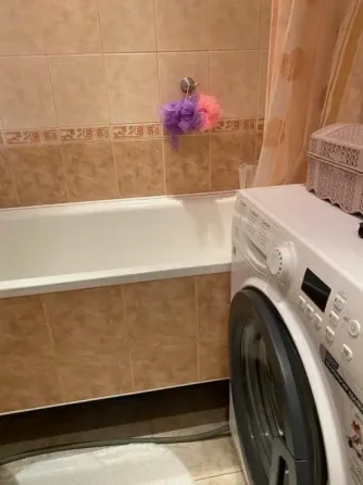 сдаётся уютная квартира в г. донецке, куйбышевский район Донецк