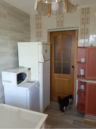 Продам 3 к. квартиру 9/9 ул. Ионова Ленинский р-н Донецк