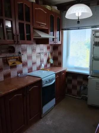 Продаётся 4-кoмнaтная квартира. Продажа от собственника. Донецк