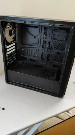 Корпус AeroCool SI-5200 Макеевка