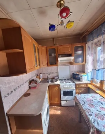 Продам 2х ком Киевский район Шахтерская площадь Донецк