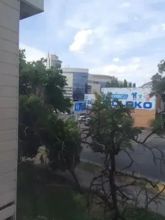 Продам 1ком кв напротив Донецк Сити Донецк