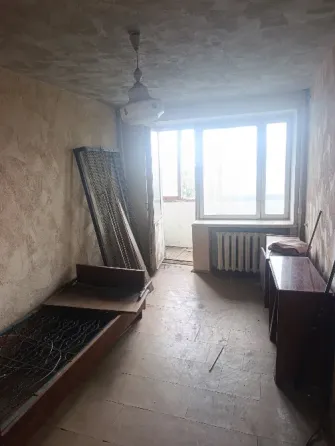 Продам 2ком Ильича 85 Донецк