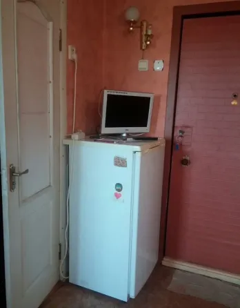 Продам 1ком Прожекторная Донецк