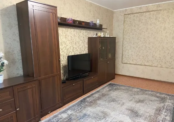 Сдается 1-комнатная квартира в Ворошиловском районе по улице Университетская Донецк