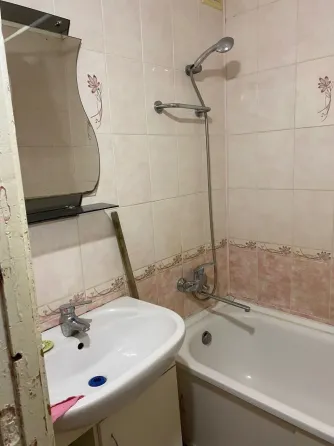 Продам 3 к. квартиру 6/9 улица Куприна Ленинский р-н г. Донецк Донецк