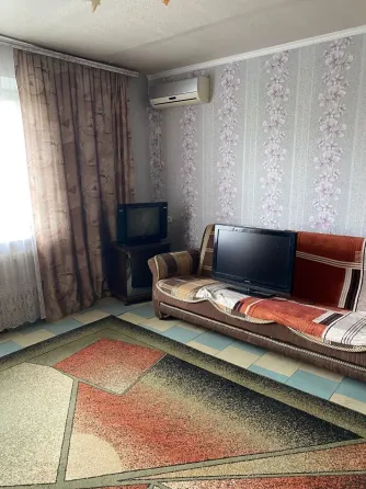 Продам 3 к. квартиру 6/9 улица Куприна Ленинский р-н г. Донецк Донецк