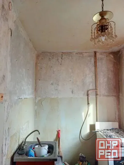 1 к кв 31м2 8\9 макеевка червоногвардейский рн (мкрн калинино) 1.5 млн Макеевка - изображение 1
