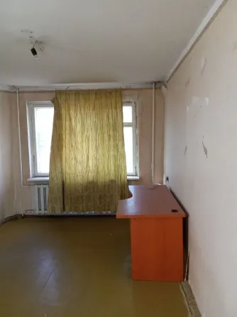 Продам 3 к. квартиру 1/9 пр-т Ленинский Донецк