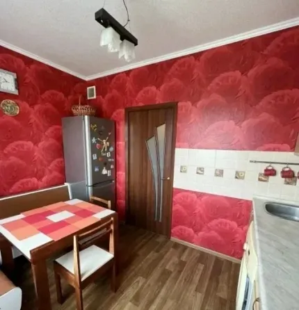 Продам 1к.кв. Ленинский р-н. мкр. Боссе. Ориентир Рынок Боссе. ул Пухова. Донецк