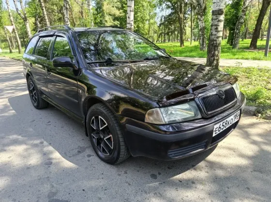Skoda Tour 1.6 газ\бензин универсал Макеевка