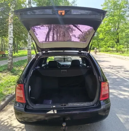 Skoda Tour 1.6 газ\бензин универсал Макеевка