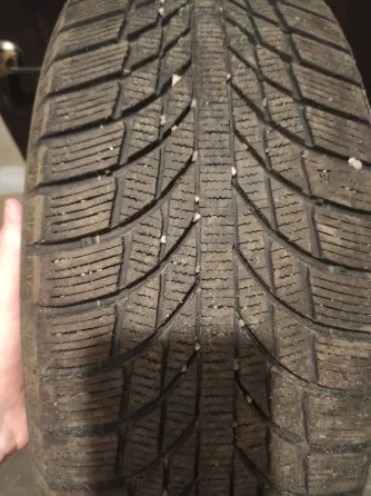 Продам покрышки HANKOOK R17 215|55 Донецк