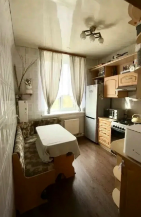 Продам 2х комнатную квартиру в центре (г. Макеевка, 12 линия) Макеевка