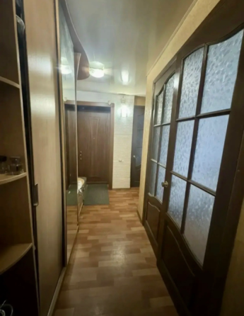 Продам 2х комнатную квартиру в центре (г. Макеевка, 12 линия) Макеевка