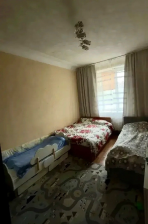 Продам 2х комнатную квартиру в центре (г. Макеевка, 12 линия) Макеевка