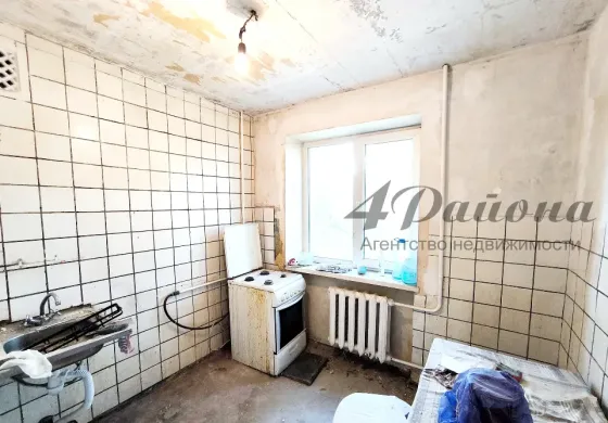 Продам 2х комн ГородокОр 2/5-эт 50 кв.м. Луганск